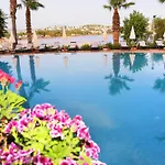 فندق Costa 3s