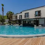 Ξενοδοχείο Costa 3s *